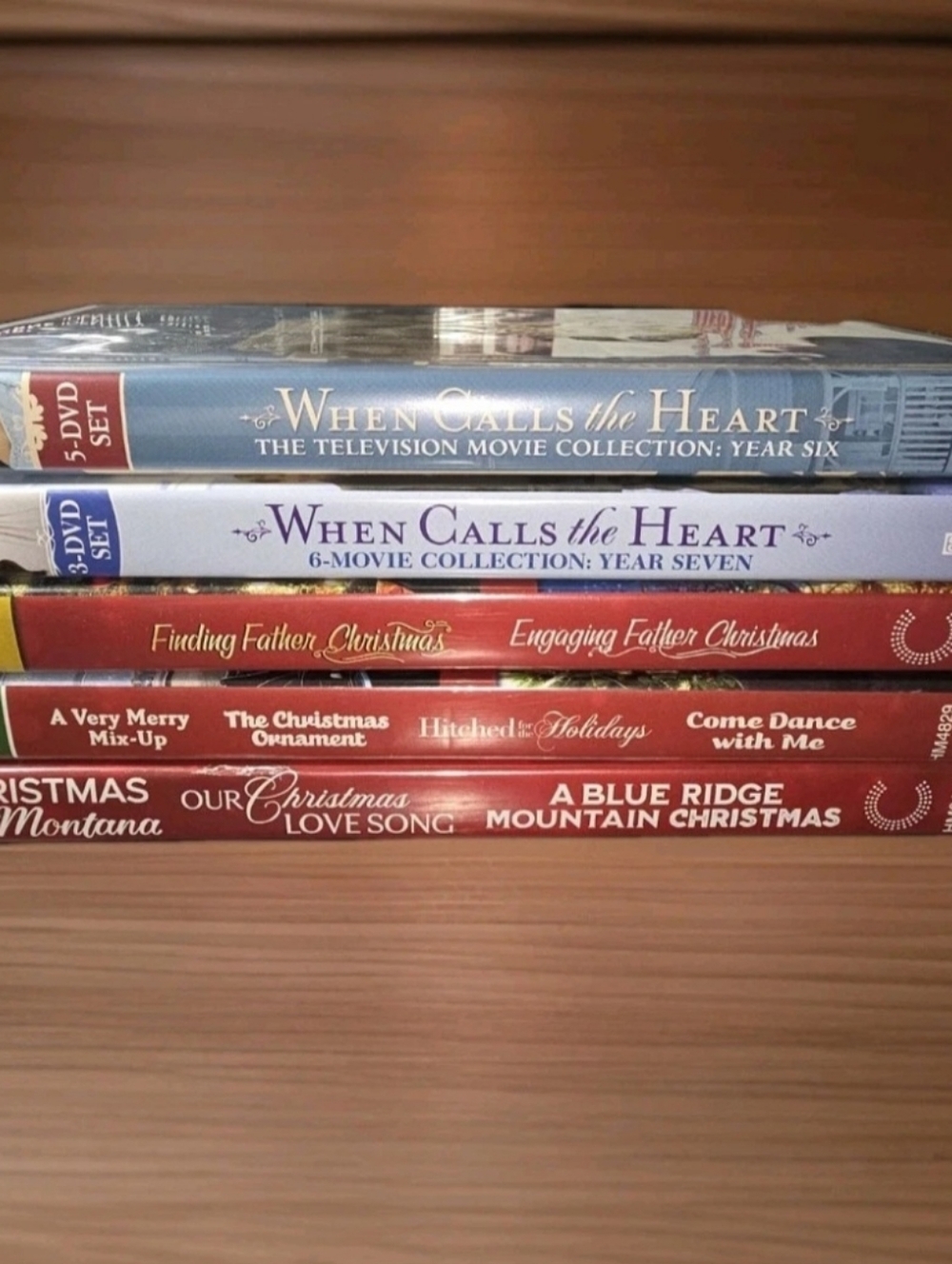 17 Hallmark Movies Lot DVD When Calls The Heart Father Christmas Holiday